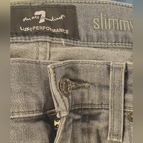 7 For All Mankind LUXE PERFORMANCE PLUS SLIMMY JEANS IN GREY - Picture 4 of 5